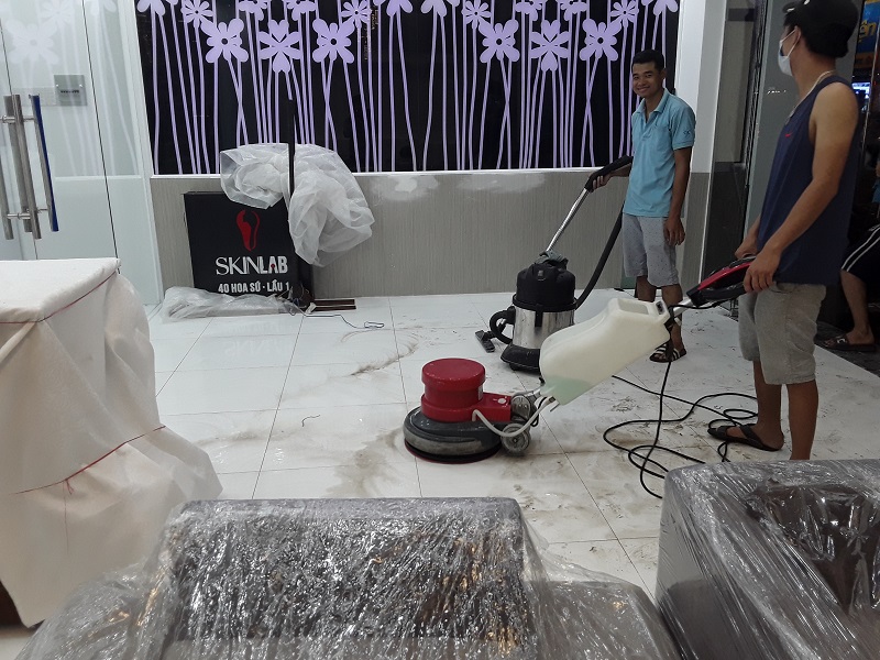 Dịch vụ vệ sinh sàn nhà sau xây dựng