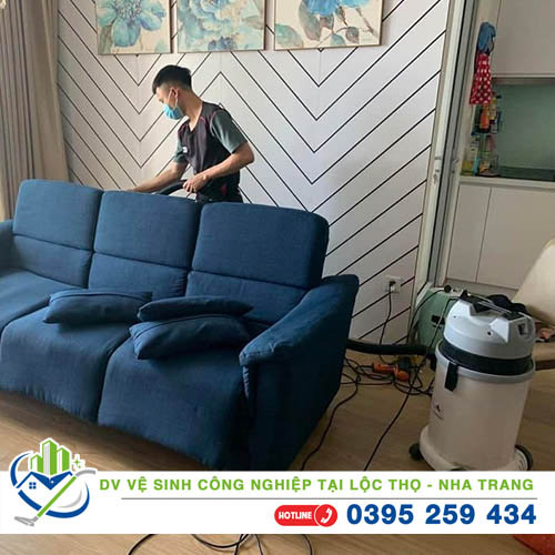 Dịch vụ giặt ghế sofa tại nhà ở Lộc Thọ